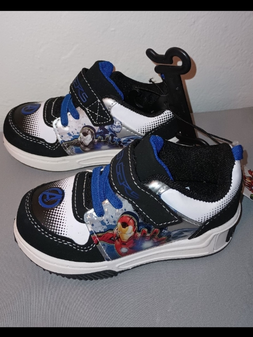 Marvel Avengers Light-Up Toddler Athletic Shoes
